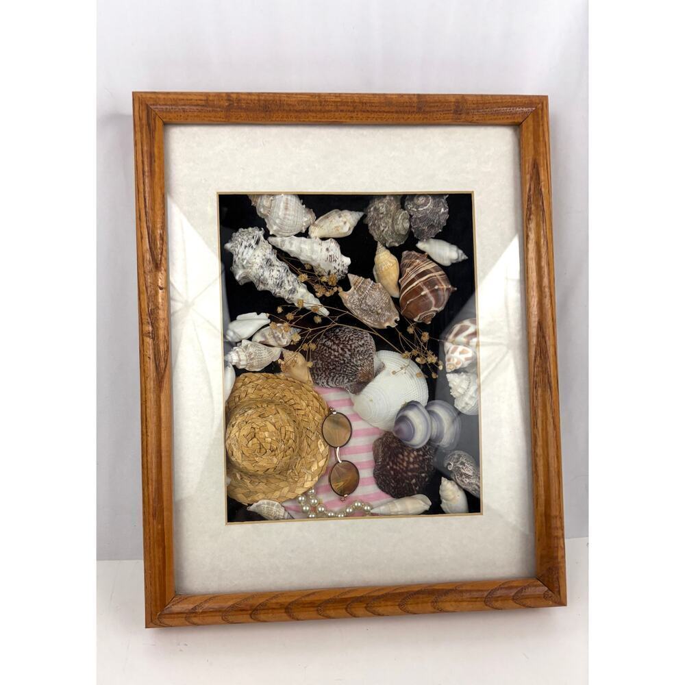VTG Handmade‎ Sea Shell Beach Art 12"x15" Nautical Beachy Shadowbox